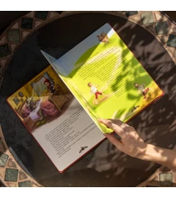 Kisgyerekek nagy meséskönyve