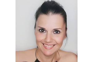 Anyapara könyvkritika S. Nagy Noémitől